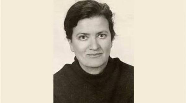 Έφυγε από τη ζωή η ποιήτρια Μαρία Σερβάκη