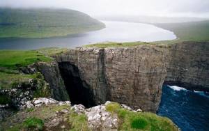 Μπρος... Σαμαράς και πίσω Τσίπρας