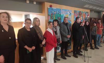 Εγκαινιάστηκε η χριστουγεννιάτικη έκθεση του Εικαστικού Εργαστηρίου