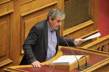 Ρητά "όχι" στη συμφωνία θα ψηφίσει ο Πετράκος