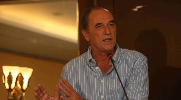 Σταθάκης: Θα τηρήσουμε τις δεσμεύσεις έναντι των δανειστών