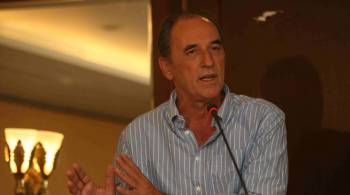 Σταθάκης: Θα τηρήσουμε τις δεσμεύσεις έναντι των δανειστών