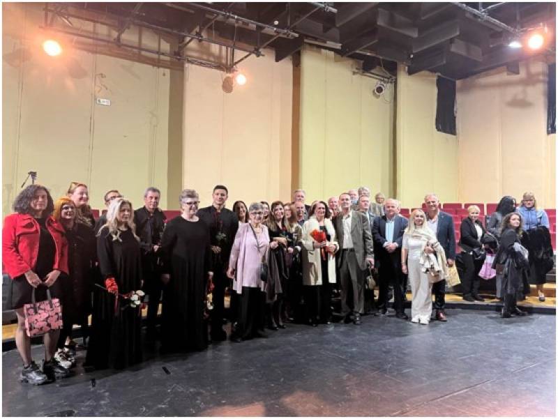 «Διάλογος με τη Μαλλούσα και τις φωτιές που άναψε»