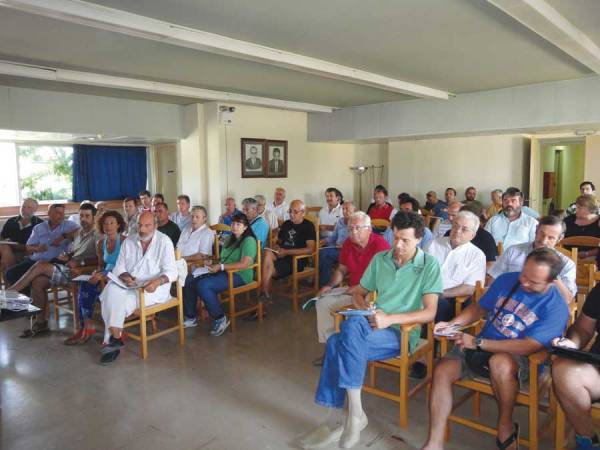 Μεγάλο ενδιαφέρον για το σεμινάριο μελισσοκομίας