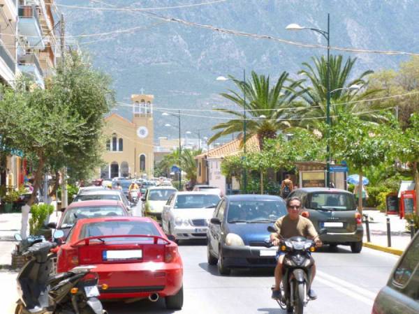 Eπί Τάπητος: Παραμένει ζητούμενο η νέα συλλογικότητα για την πόλη