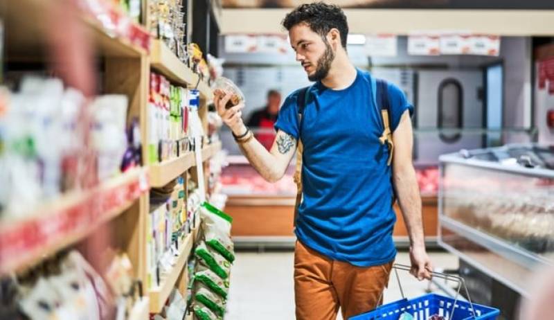 Σούπερ μάρκετ: Μειώνονται οι προσφορές στο ράφι