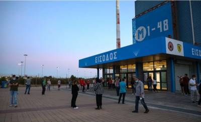 Κλείνουν τρία από τα δέκα mega εμβολιαστικά κέντρα