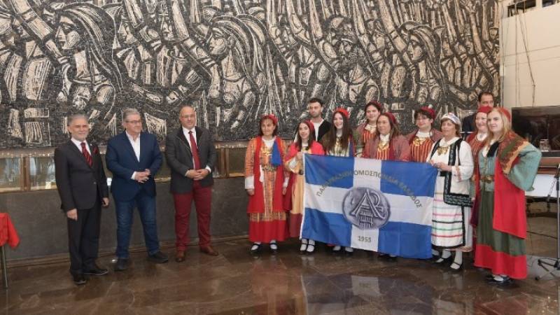 Κουτσούμπας: Αυτές οι μέρες δεν πρέπει να βρουν κανέναν μόνο του (βίντεο)