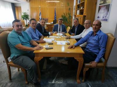 Η διοίκηση του Επιμελητηρίου με Βασιλόπουλο και Αναστασόπουλο