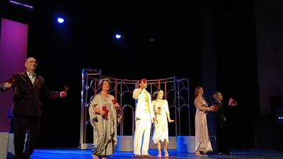 Εθνική Λυρική Σκηνή: Ενθουσίασε το κοινό η οπερέτα “Θέλω να δω τον Πάπα” στο Μέγαρο Χορού Καλαμάτας