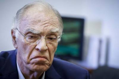 Σχέδιο «αποστασίας» σε βάρος της Ένωσης Κεντρώων, κατήγγειλε ο Βασίλης Λεβέντης