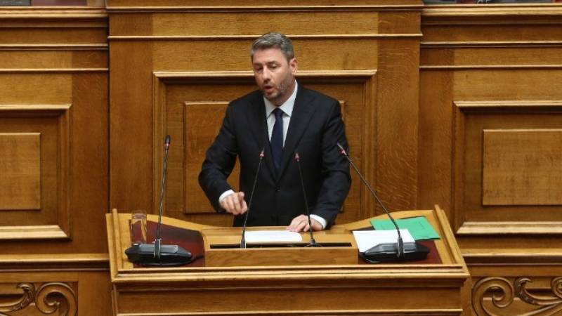 Ανδρουλάκης: Είστε μια κυβέρνηση βουτηγμένη στα σκάνδαλα, την αναξιοπιστία και τη διαφθορά