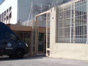 Τα ρουσφέτια γιγαντώνουν τις εγκληματικές συμμορίες