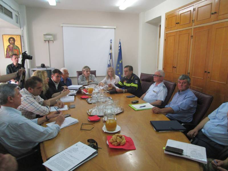 Ο θεματικός αντιπεριφερειάρχης δοξάζει τον περιφερειάρχη!