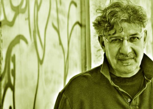 Ο Πέρης Μιχαηλίδης στην "Ε": “Η Καλαμάτα έχει ανάγκη από έναν αμιγώς επαγγελματικό θίασο ηθοποιών”