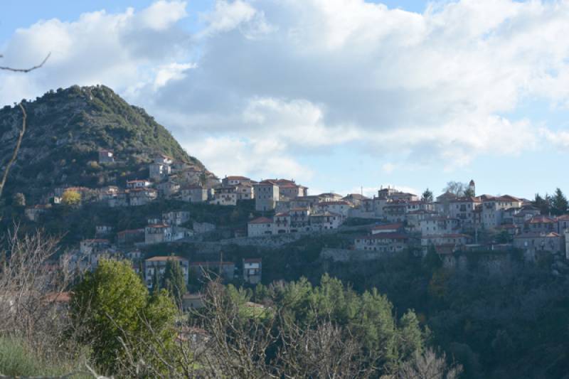 Η "Λαϊκή Συσπείρωση" Μεγαλόπολης για ακύρωση εκδήλωσης στην Καρύταινα