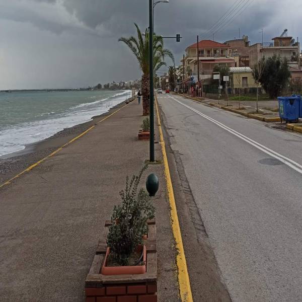 Ανεπιθύμητες αλλαγές στην Παραλία Καλαμάτας