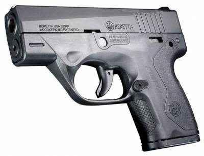 Αυτόματο πιστόλι βρέθηκε στη θάλασσα στην ανατολική παραλία Καλαμάτας