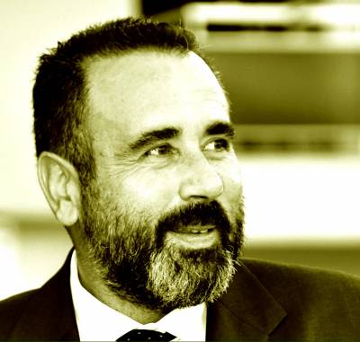 Ο γλύπτης Παναγιώτης Λαμπρινίδης στην &quot;Ε&quot;: «Να γνωρίσουμε την πραγματική παράδοση και να την ξεχωρίσουμε από την επινοημένη»