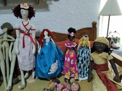 Δημιουργικές στιγμές για την Λέττα Πετρουλάκη