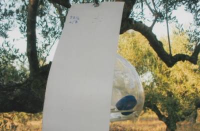 Διαμαρτυρίες για τις δακοπαγίδες