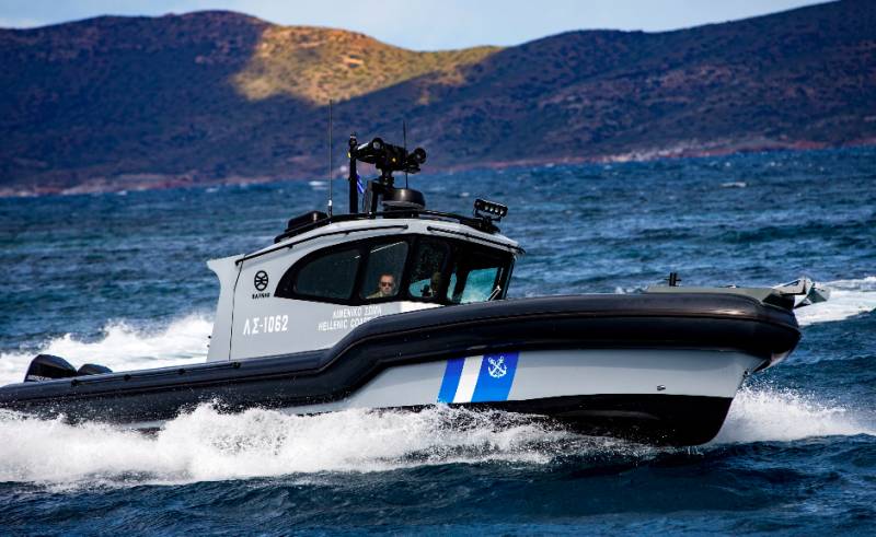 Βύθιση θαλαμηγού μεταξύ Κέας και Κύθνου - Σώοι οι τέσσερις επιβαίνοντες