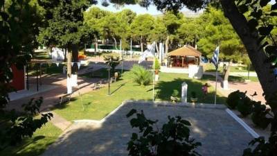 Ξεκινούν αύριο οι αιτήσεις για τα 70.000 voucher παιδικών κατασκηνώσεων της ΔΥΠΑ