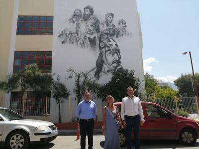 Τοιχογραφία για το 1821 στο 24ο Δημοτικό Σχολείο Καλαμάτας (βίντεο)