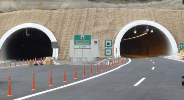Κλειστή η μία σήραγγα του Καλογερικού