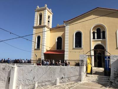 Ο εορτασμός του Αγίου Πνεύματος στην Κυπαρισσία