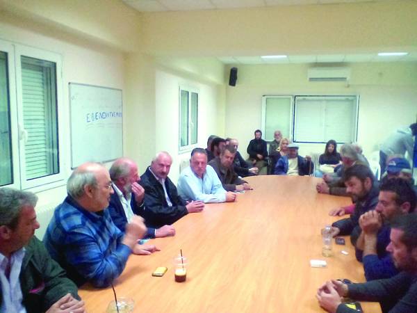 Αντιδράσεις για την κατάργηση τμημάτων σε Κοπανάκι και Φιλιατρά