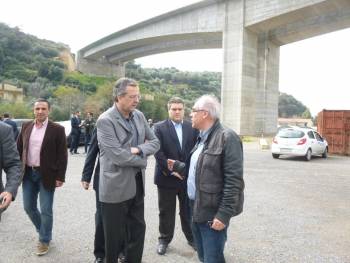 Στο "νεκρό" εργοτάξιο του περιφερειακού της Καλαμάτας ο Αντ. Σαμαράς (βίντεο)