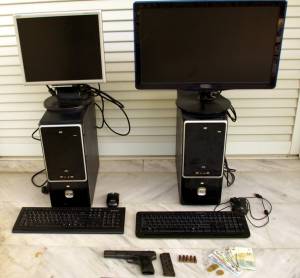 Συλλήψεις για "φρουτάκια" και οπλοκατοχή στη Λακωνία