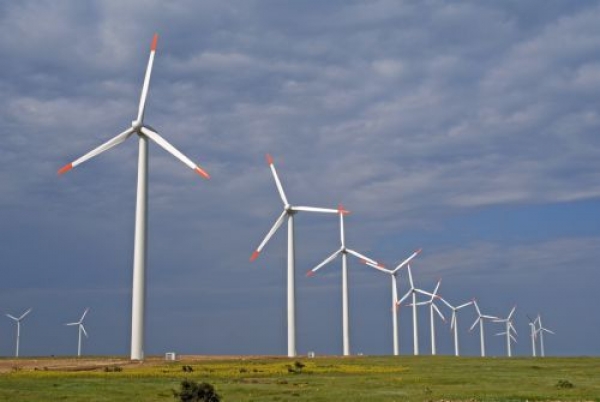 Σύμφωνα με τη ΡΑΕ: Δεν σηκώνει άλλα αιολικά και φωτοβολταϊκά ο Μοριάς