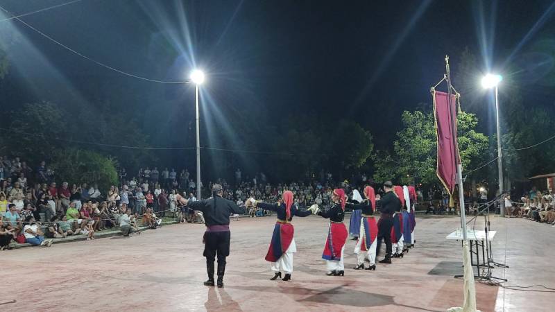 Προετοιμασία για το 2ο Αντάμωμα Παραδοσιακών Χορών