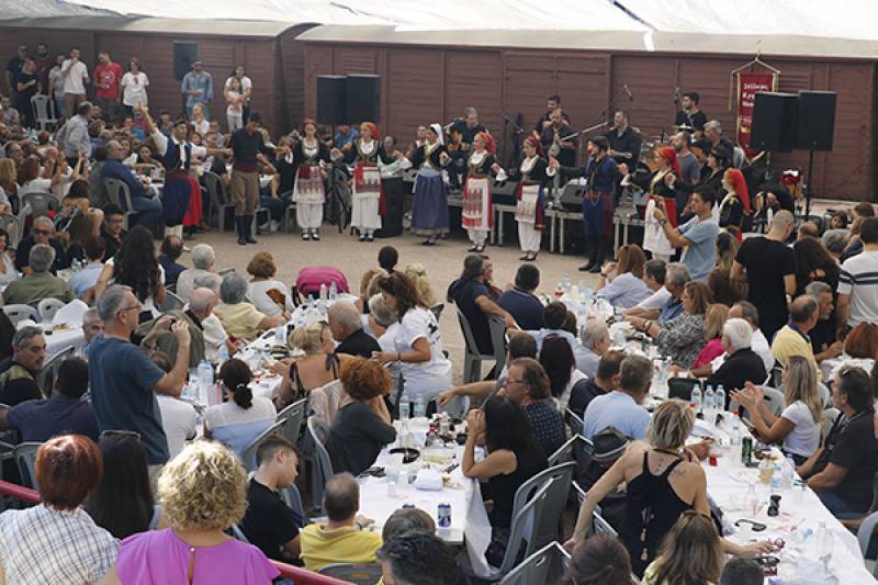 Γιορτή του Συλλόγου Κρητών Μεσσηνίας για τη λήξη του χορευτικού έτους