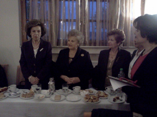 Ο Σύλλογος ''Κυριών Πύλου'' τίμησε το Σύλλογο ''Κυριών Καλαμάτας"