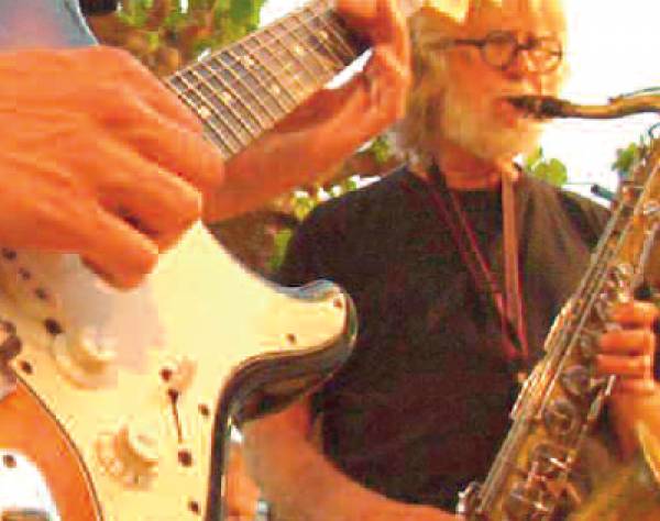 Προβολή του ντοκιμαντέρ "It's all jazz to me" στην Καρδαμύλη