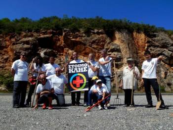 Ο "Ετοιμοκλής" καθάρισε το Μνημείο Πεσόντων Κροκεατών (φωτογραφίες)