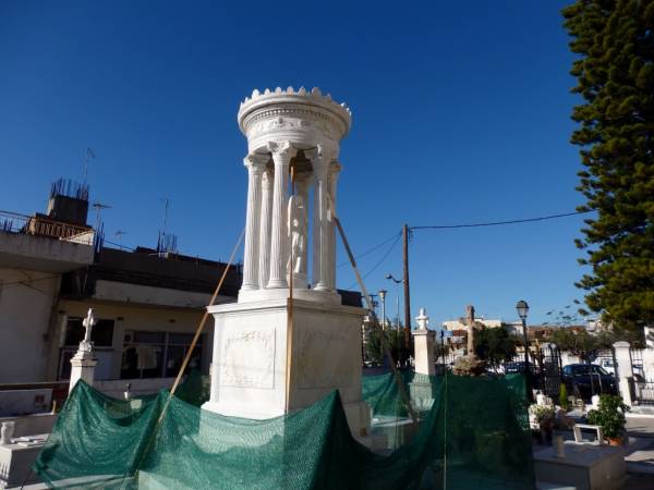 Εκδοση οδηγού για τα ταφικά μνημεία της Καλαμάτας