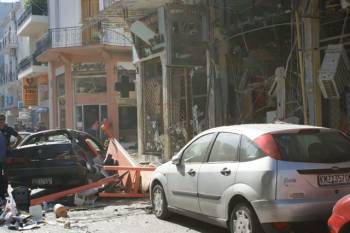 Εκρηξη στο κέντρο της Καλαμάτας (φωτογραφίες)