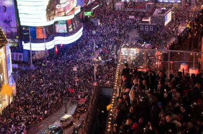 Ο πλανήτης υποδέχθηκε το 2024 - Γιορτινή ατμόσφαιρα σε όλο τον κόσμο (Βίντεο)