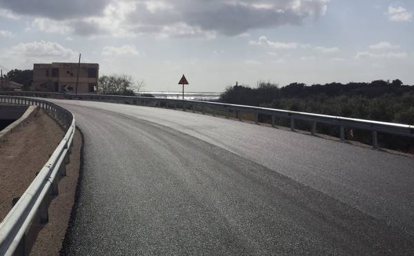 Ασφαλτοστρώθηκε το νέο γεφύρι στο Λαγκούβαρδο