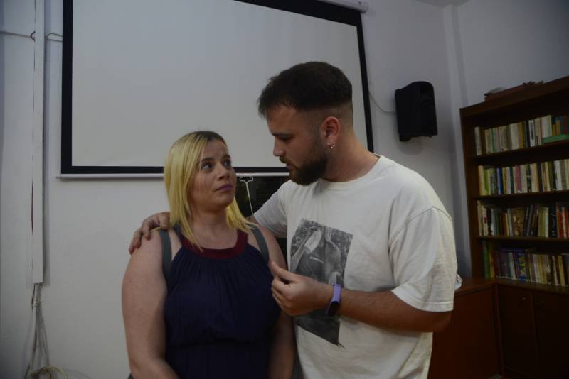 “Σκωτσέζικο Ντούς” από την "Αυτοσχέδια Σκηνή"