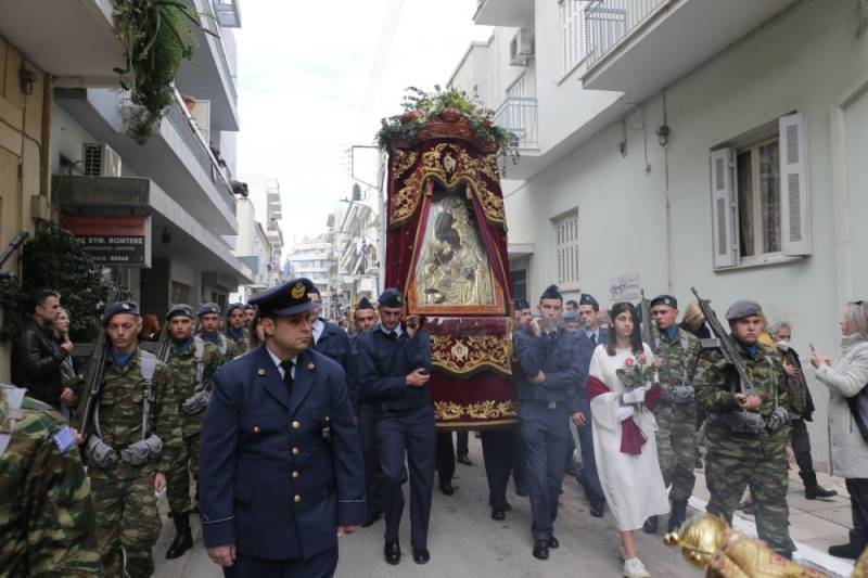 Μερικά από τα θαύματα της ιερής εικόνας Παναγίας Υπαπαντής