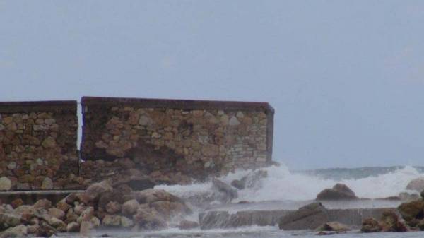 Στην "Κρατική" Περιφέρεια τα ρίχνει ο Π. Αλευράς: Αποποίηση ευθυνών για το λιμάνι Κυπαρισσίας