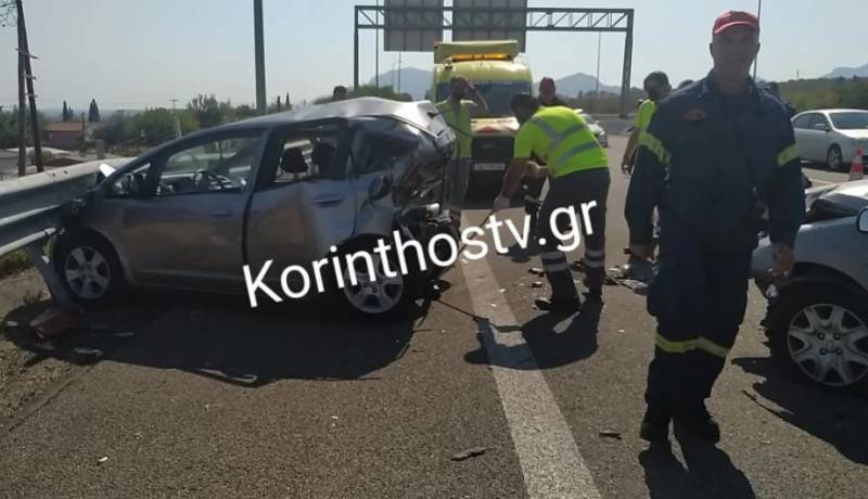 Σοβαρό τροχαίο με μία νεκρή στην Κορίνθου - Πατρών (Βίντεο)