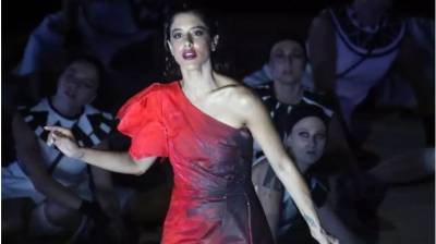 Αποθεώθηκε η Μαρίνα Σάττι στην Επίδαυρο, στην παράσταση "Ικέτιδες"