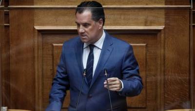 Γεωργιάδης: Δεν έχουν διαπιστωθεί αυξήσεις στις χρεώσεις των τραπεζών