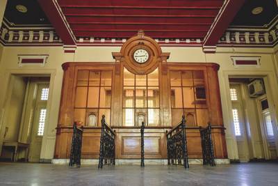 Το κτήριο του σιδηροδρομικού σταθμού Πελοποννήσου στην Αθήνα κινδυνεύει